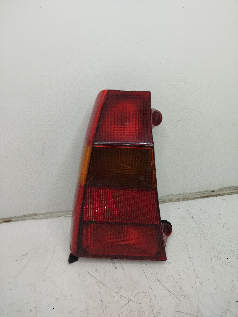 Farolim Stop Esq CITROEN AX  de 1986 a 1998