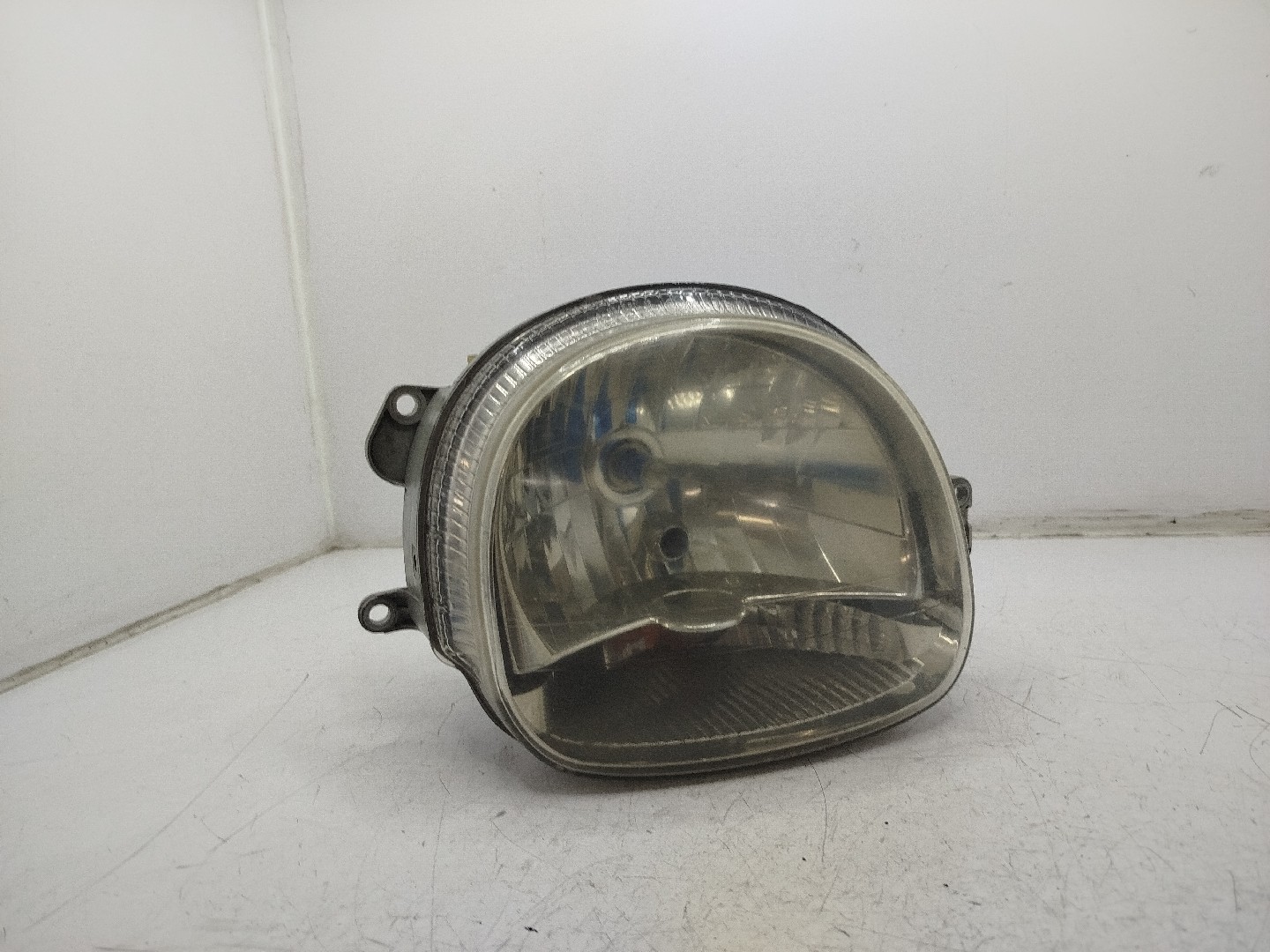 Farol/ Otica Dianteiro DTO RENAULT TWINGO I  de 1993 a 2012