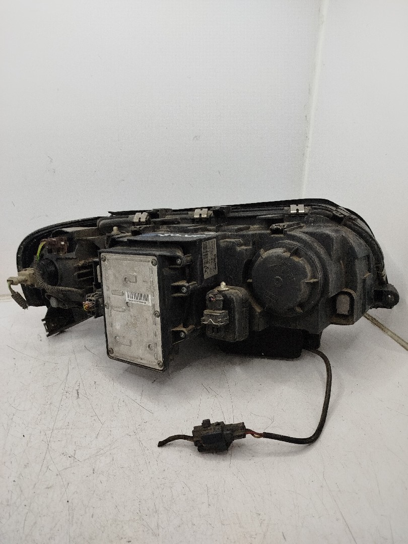 Farol/ Otica Dianteiro ESQ VOLVO S80 I  de 1998 a 2008