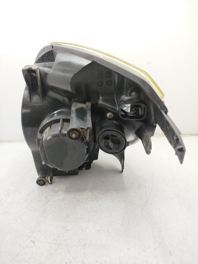 Farol/ Otica Dianteiro ESQ FORD FIESTA V  de 2001 a 2014
