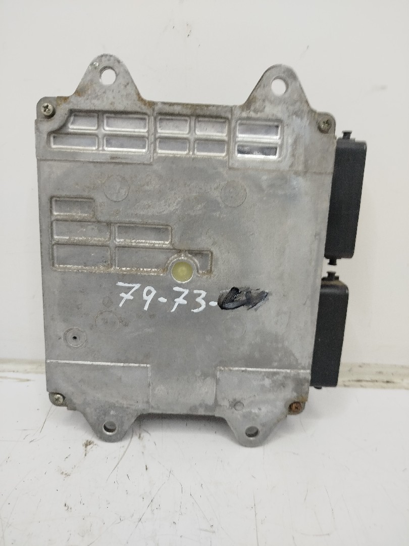 Centralina do Motor MITSUBISHI COLT VI  de 2002 a 2012