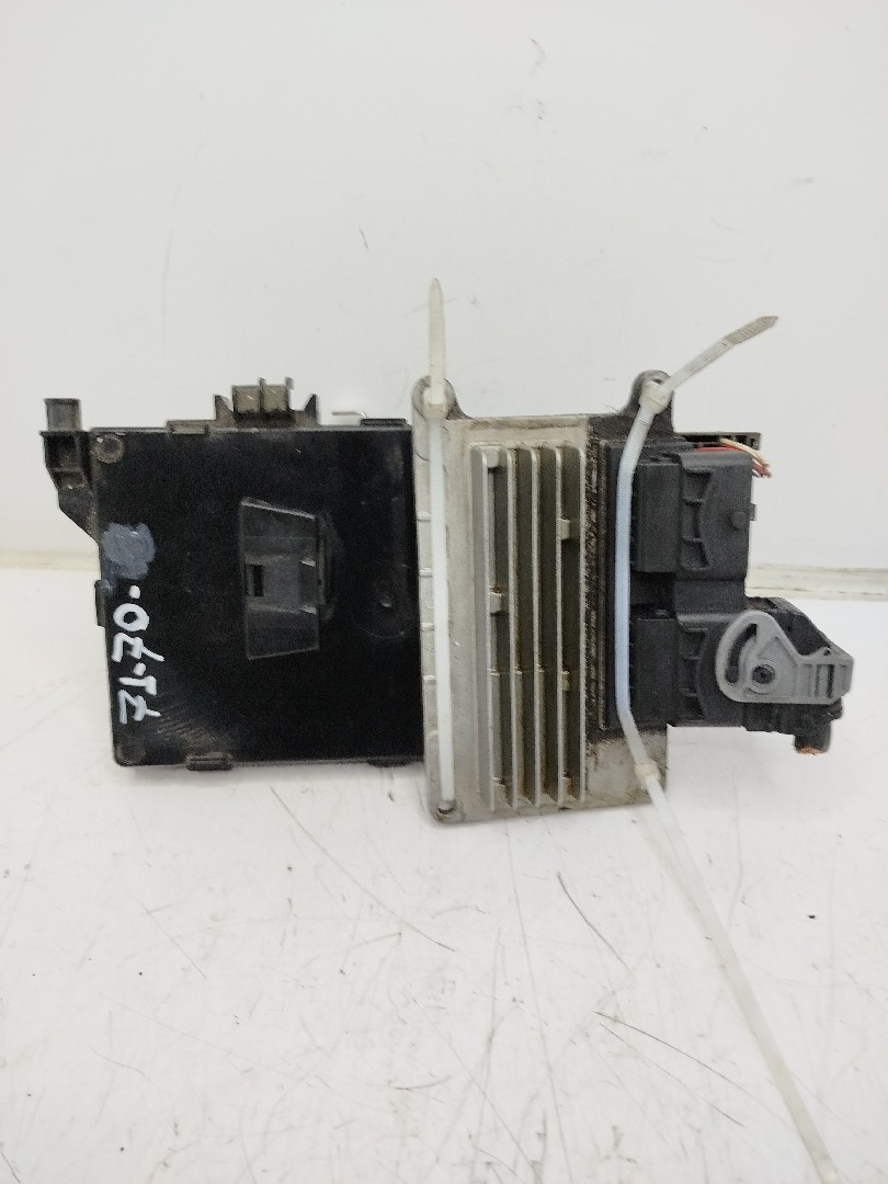 Kit Centralina/ Kit Imobilizador RENAULT Clio II  de  a 