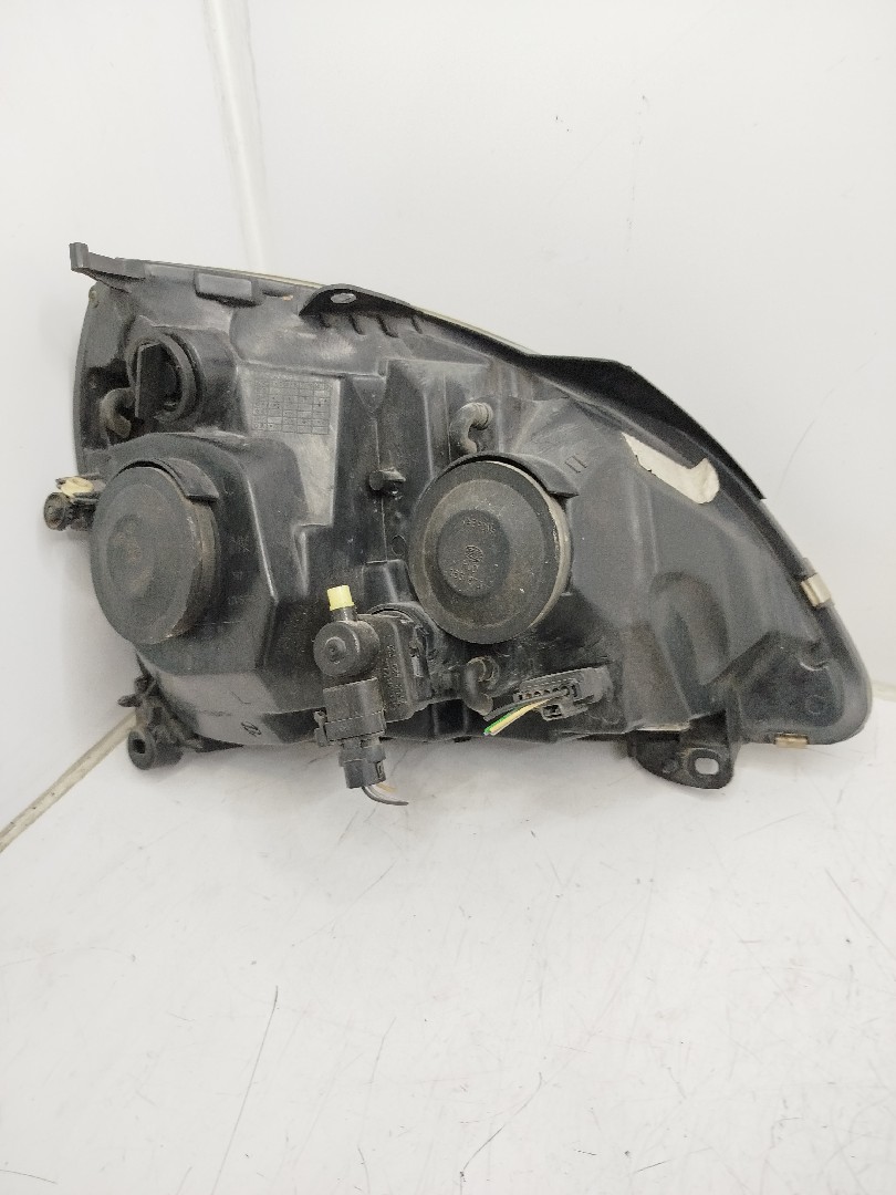 Farol/ Otica Dianteiro ESQ RENAULT Clio II  de  a 