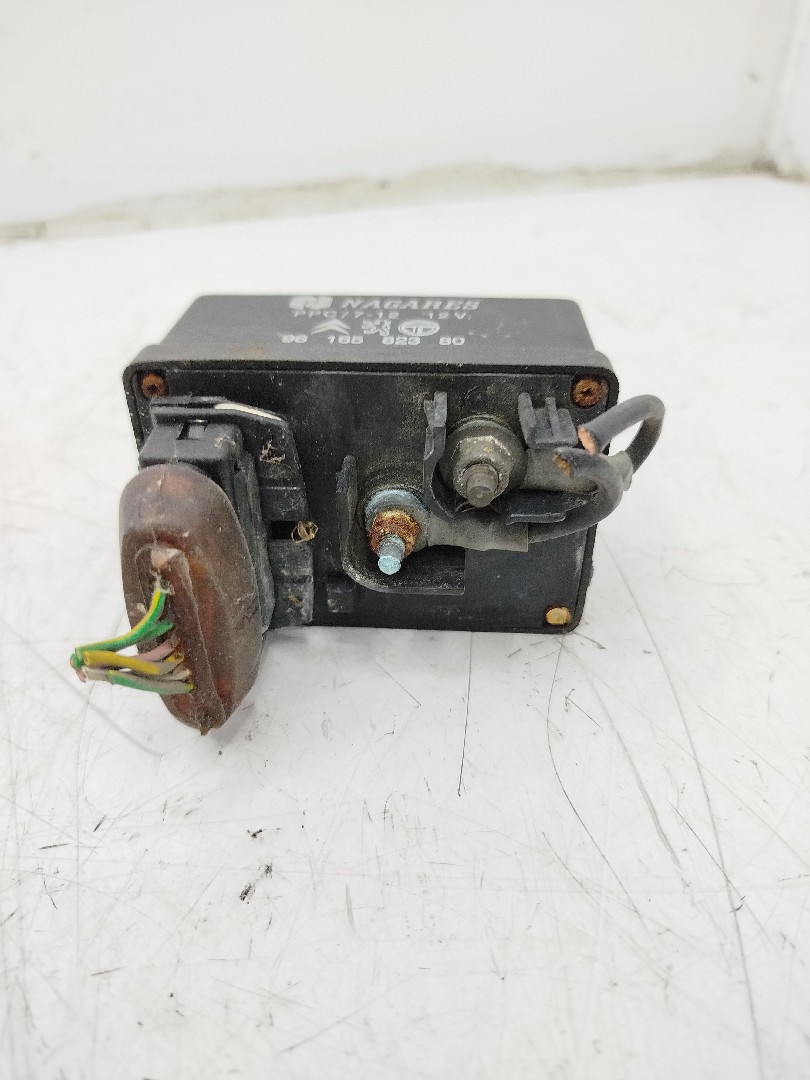 RELE TERMOVENTILADOR  CITROEN SAXO  de 1996 a 2004
