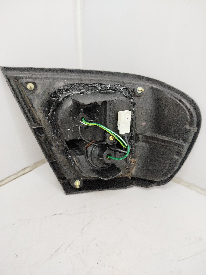 Farolim Stop Dto NISSAN ALMERA I Hatchback  de 1995 a 2001
