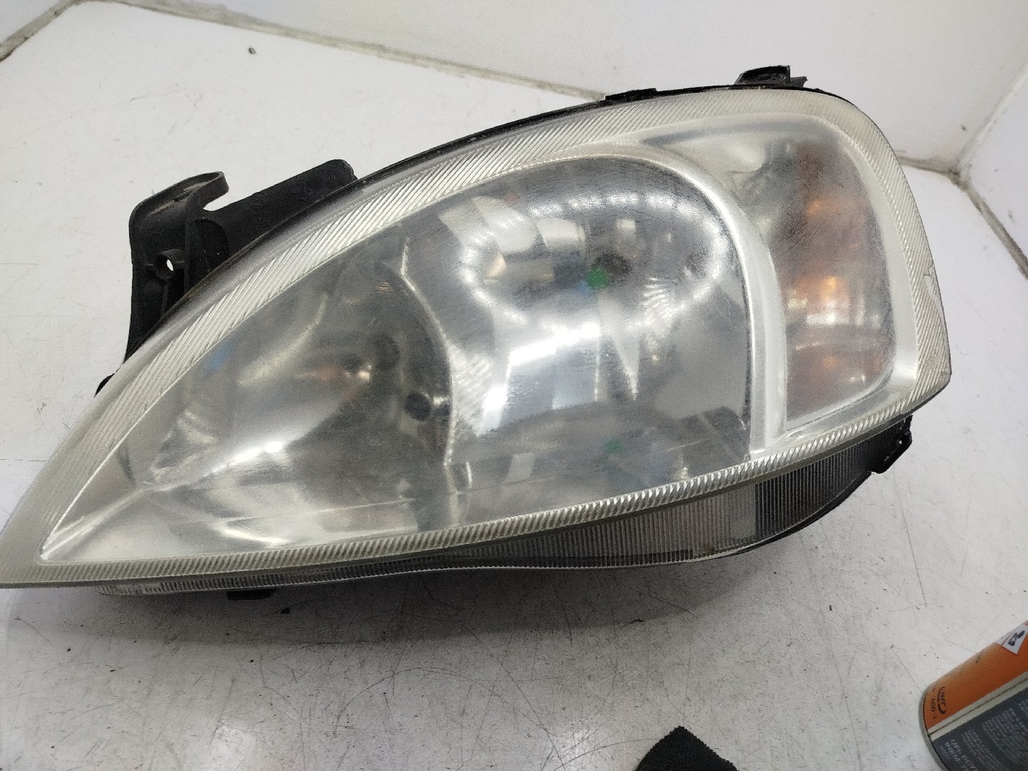 Farol/ Otica Dianteiro ESQ OPEL Corsa C de  a