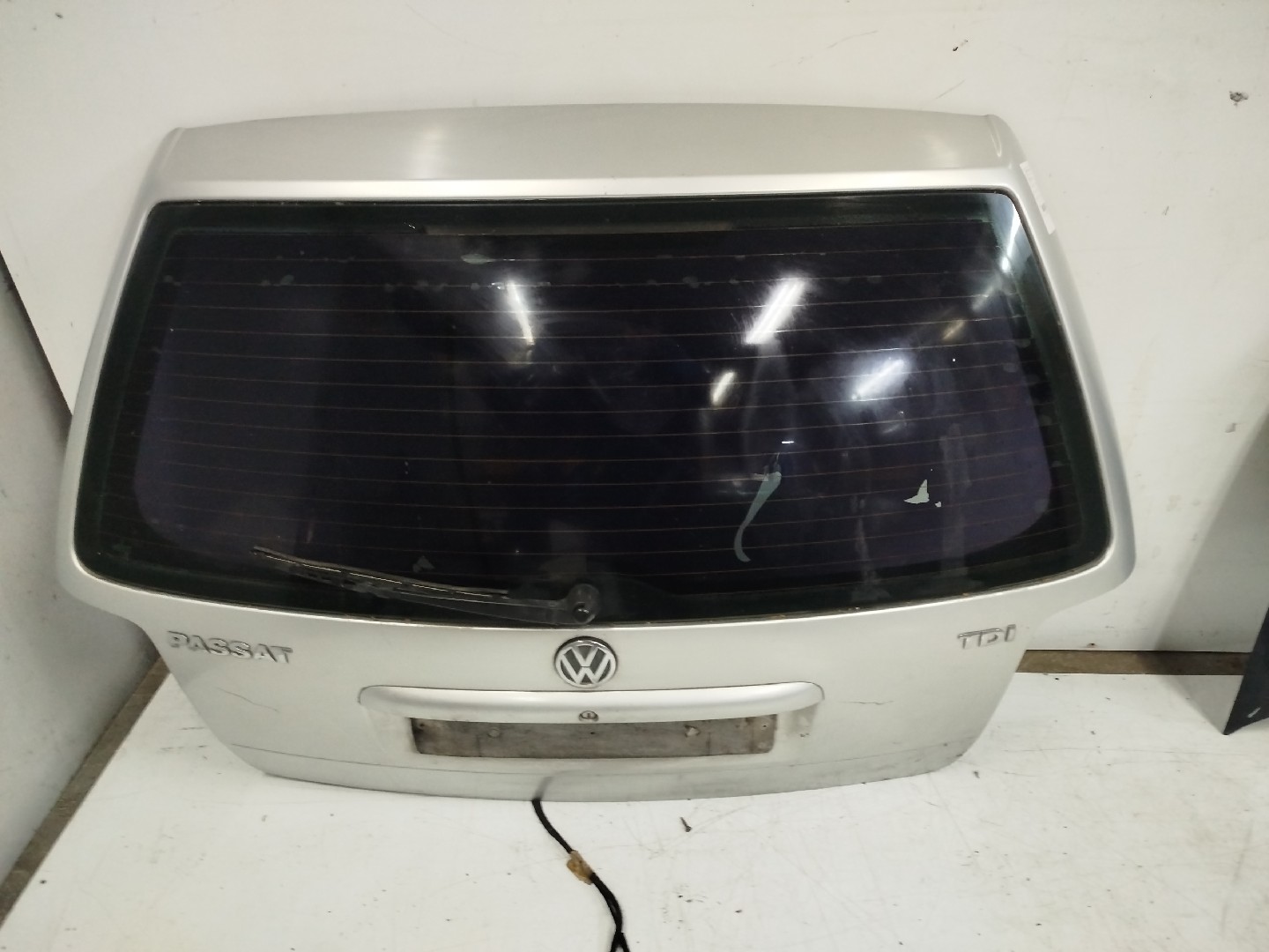 Porta da Mala VOLKSWAGEN PASSAT Variant  de 1997 a 2001