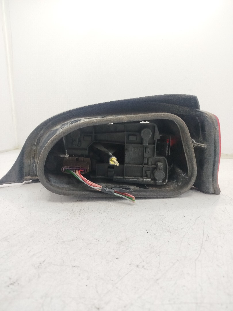 Farolim Stop Esq CITROEN SAXO  de 1996 a 2004