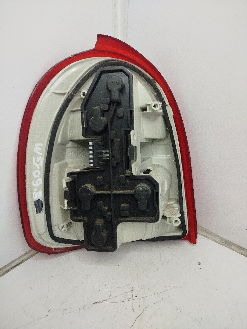 Farolim Stop Dto OPEL CORSA B  de 1993 a 2002