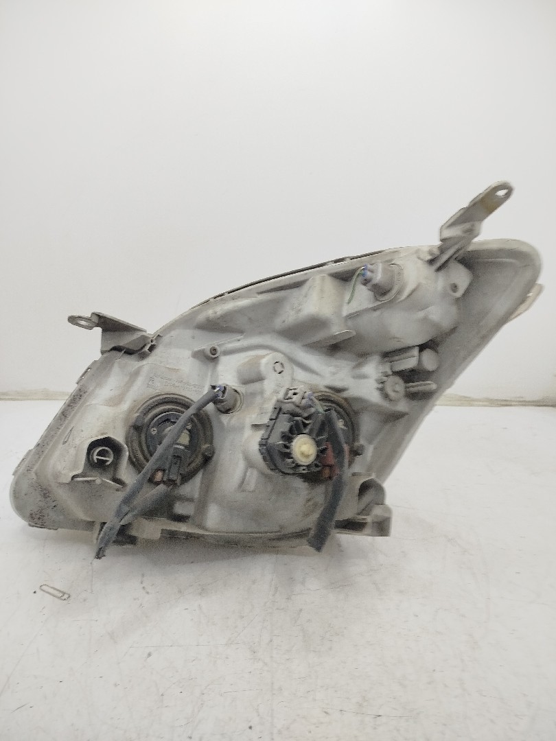 Farol/ Otica Dianteiro DTO TOYOTA COROLLA Verso  de 2001 a 2004