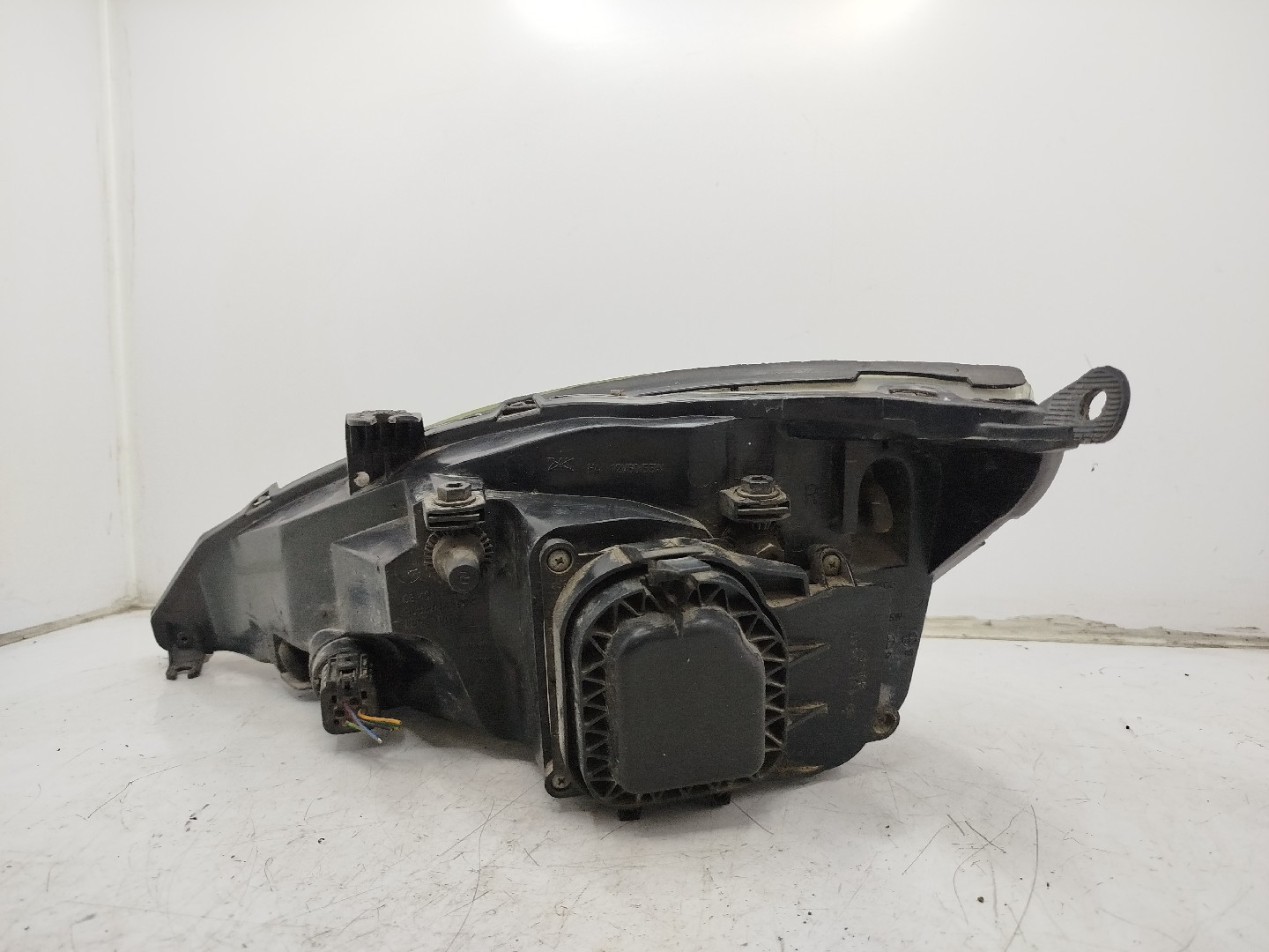 Farol/ Otica Dianteiro DTO FORD FOCUS  de 1998 a 2009