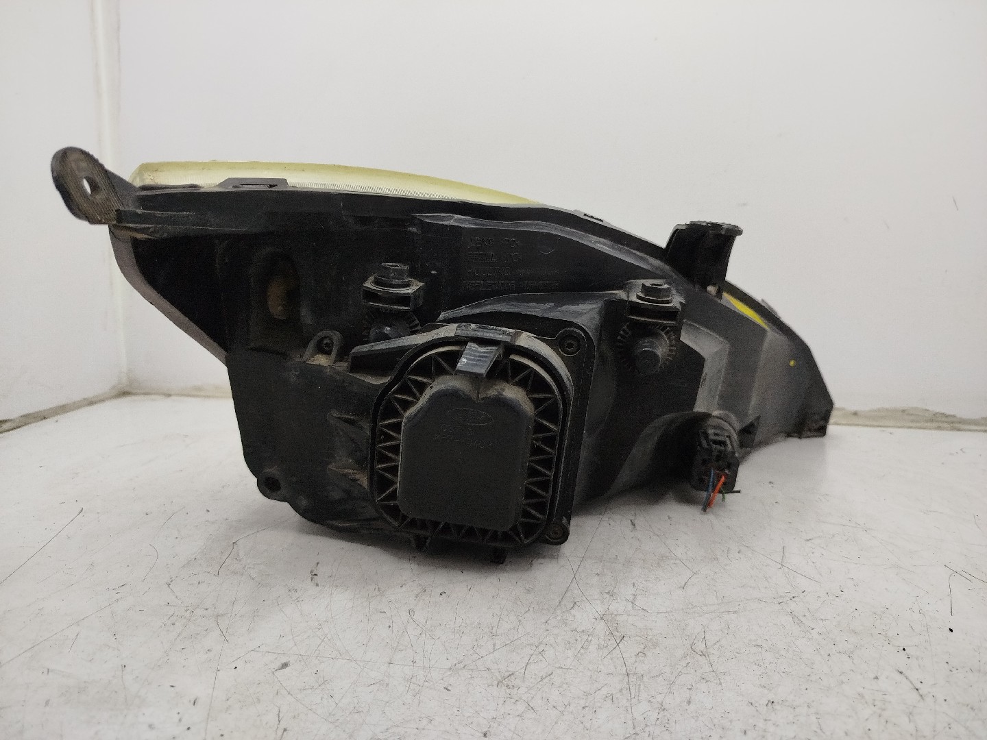 Farol/ Otica Dianteiro ESQ FORD FOCUS  de 1998 a 2009