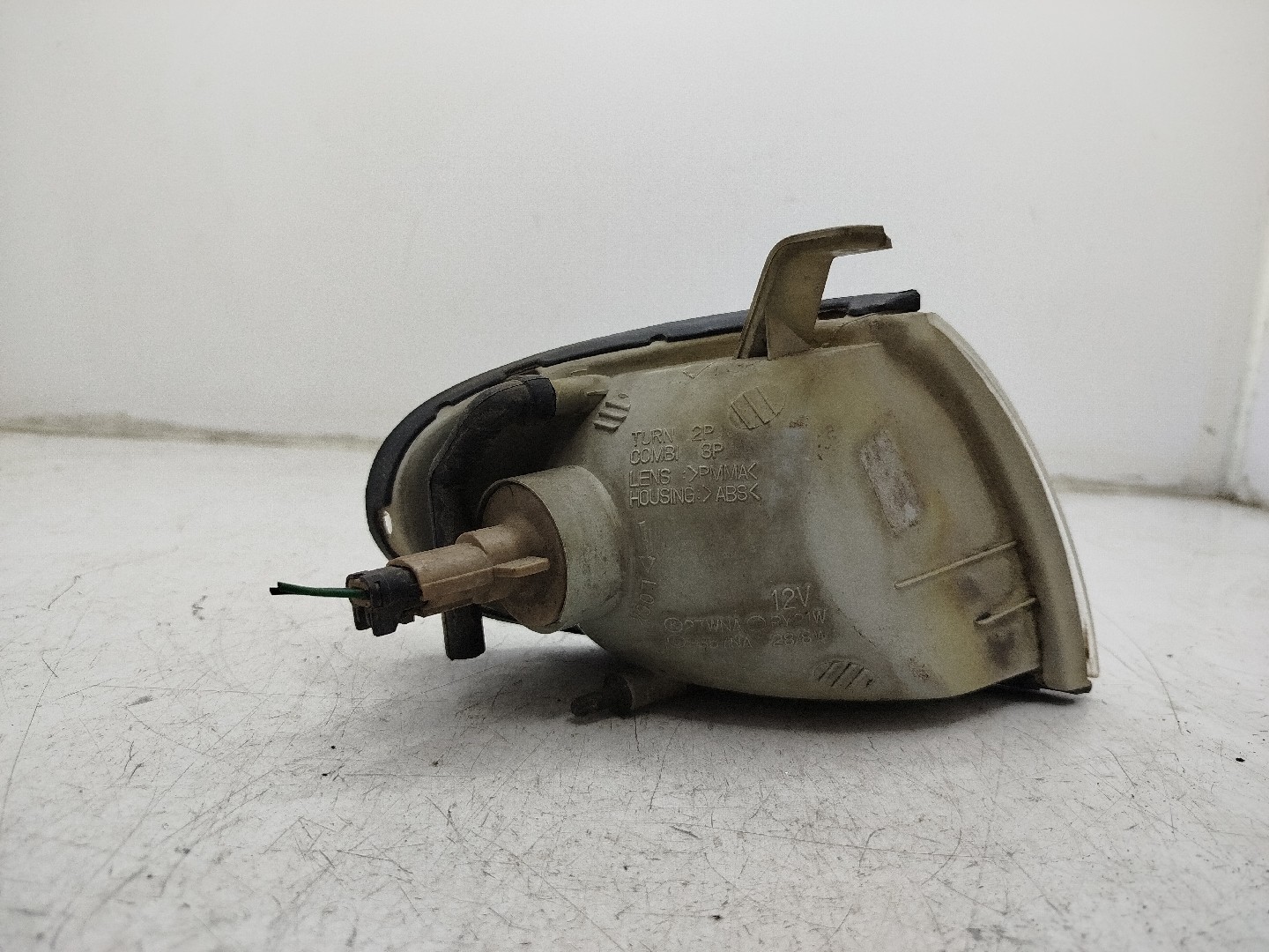 Farolim de Pisca Frente Esq HYUNDAI ACCENT I  de 1994 a 2002