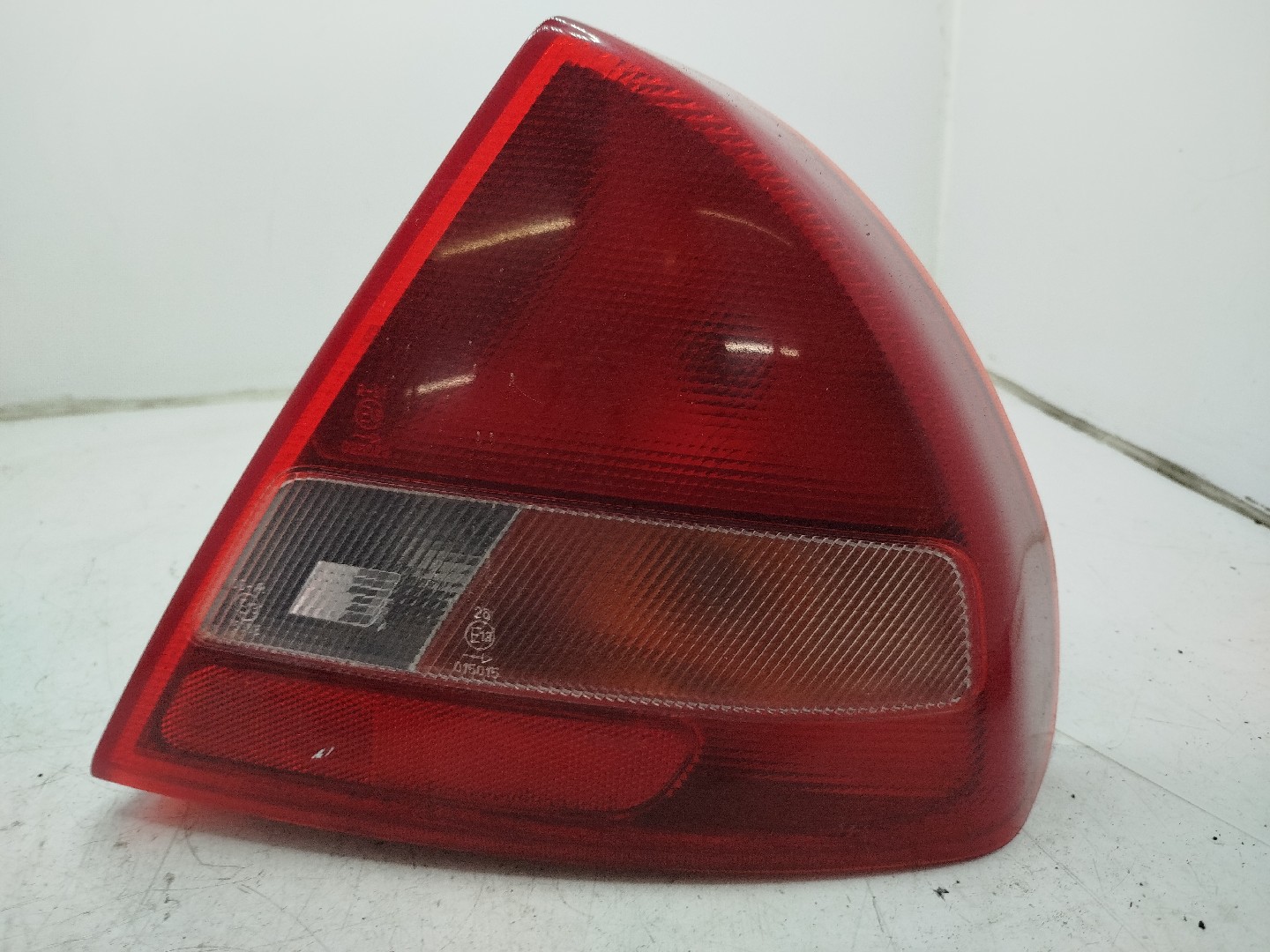 Farolim Stop Dto MITSUBISHI LANCER VI  de 1995 a 2003