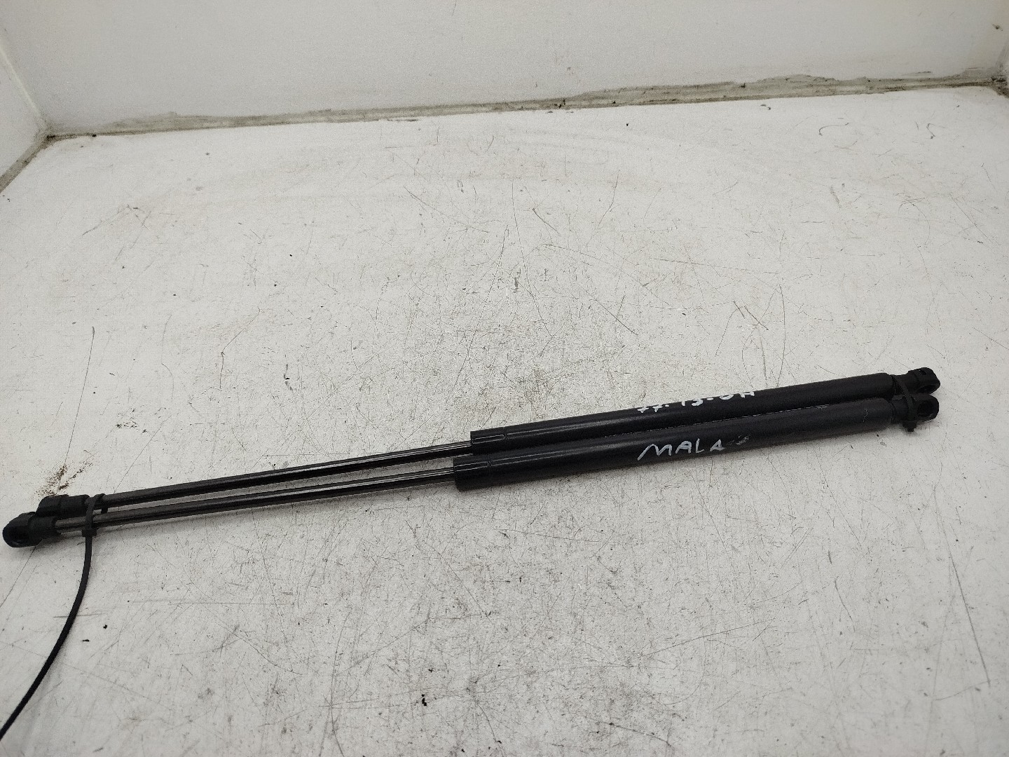 Amortecedor porta da mala PEUGEOT 206  de  a