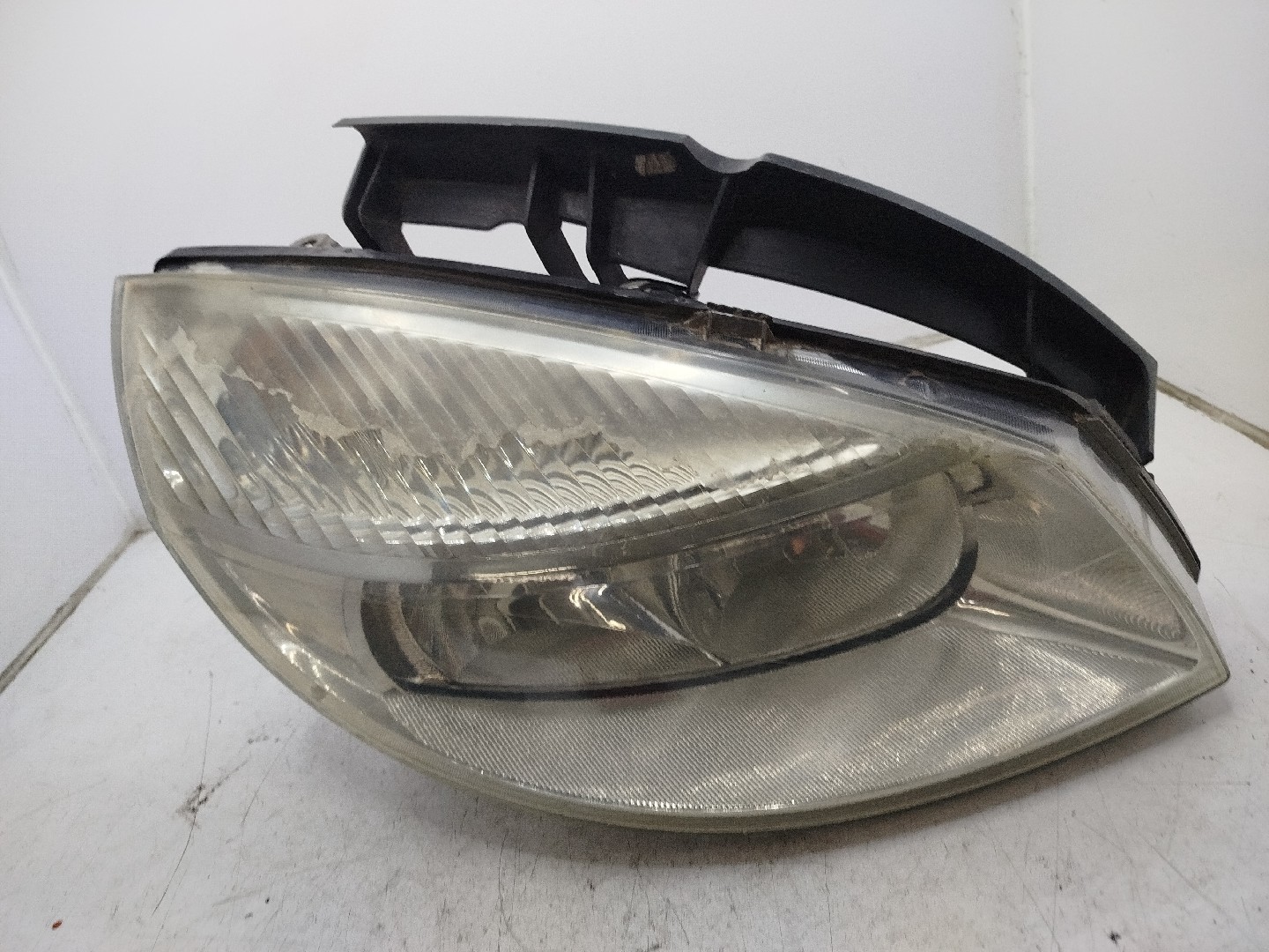 Farol/ Otica Dianteiro DTO RENAULT SCÉNIC II  de 2003 a 2010