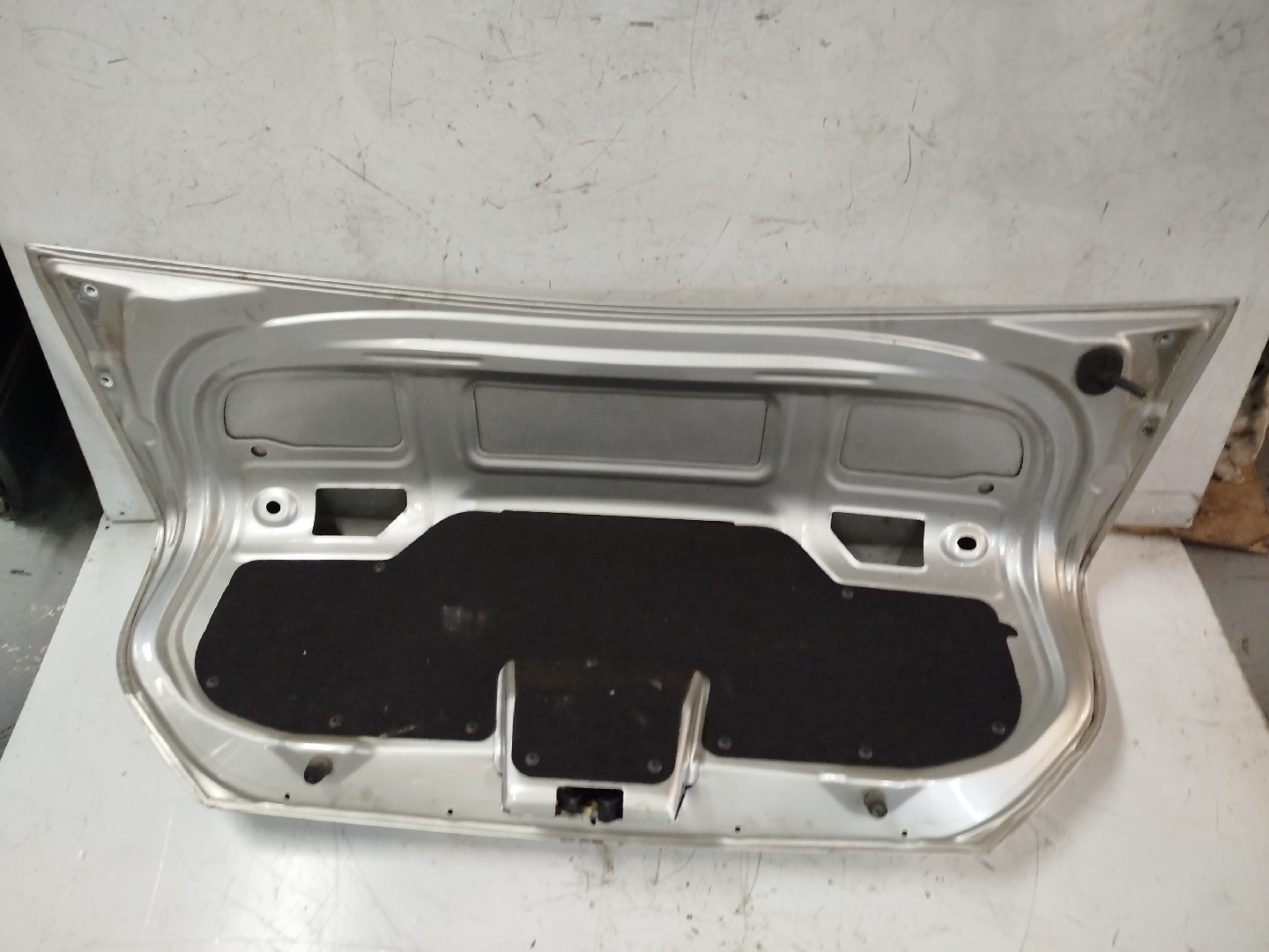 Porta da Mala FORD FOCUS três volumes  de 1999 a 2009