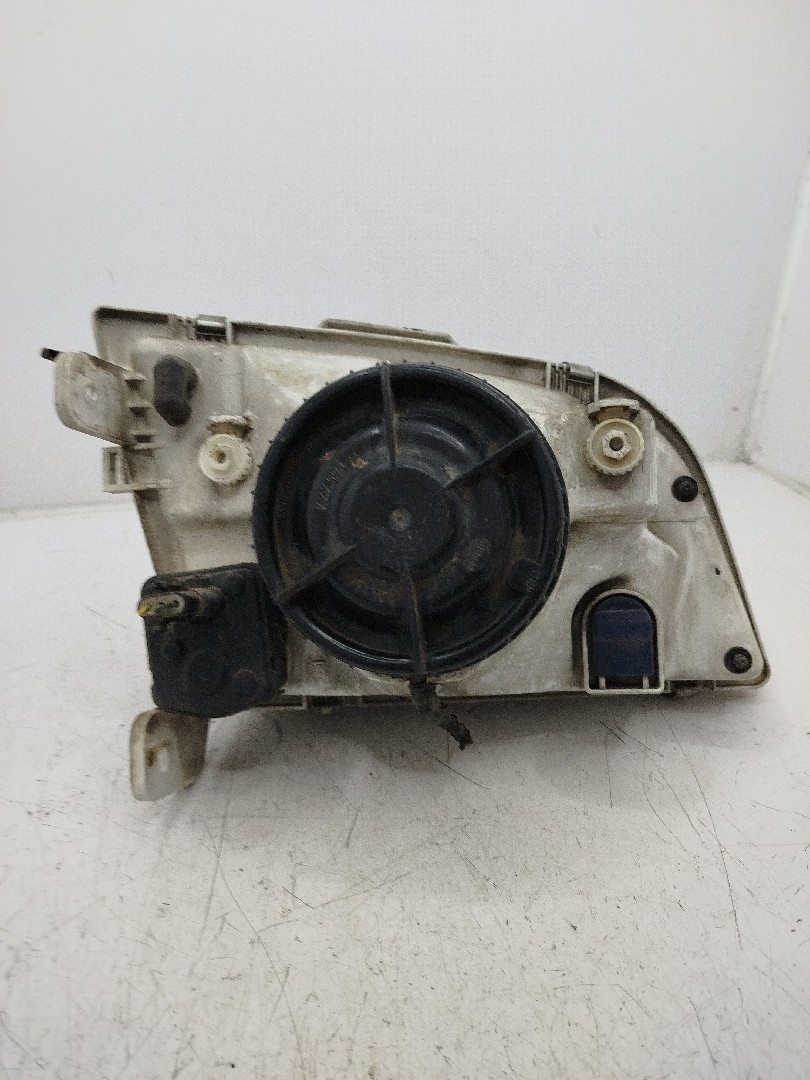 Farol/ Otica Dianteiro ESQ MITSUBISHI SPACE STAR Veículo multiuso  de 1998 a 2004