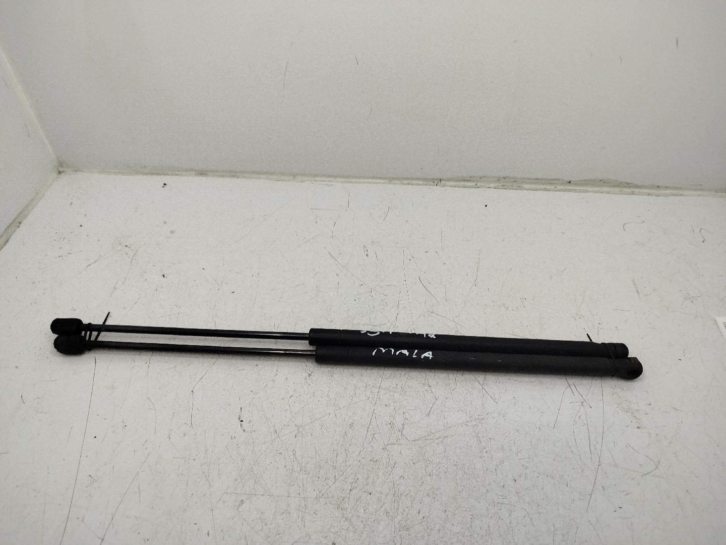 Amortecedor porta da mala FORD C-MAX  de 2007 a 2010