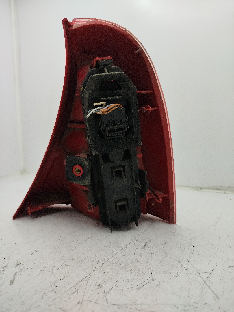 Farolim Stop Esq RENAULT Clio II  de  a 