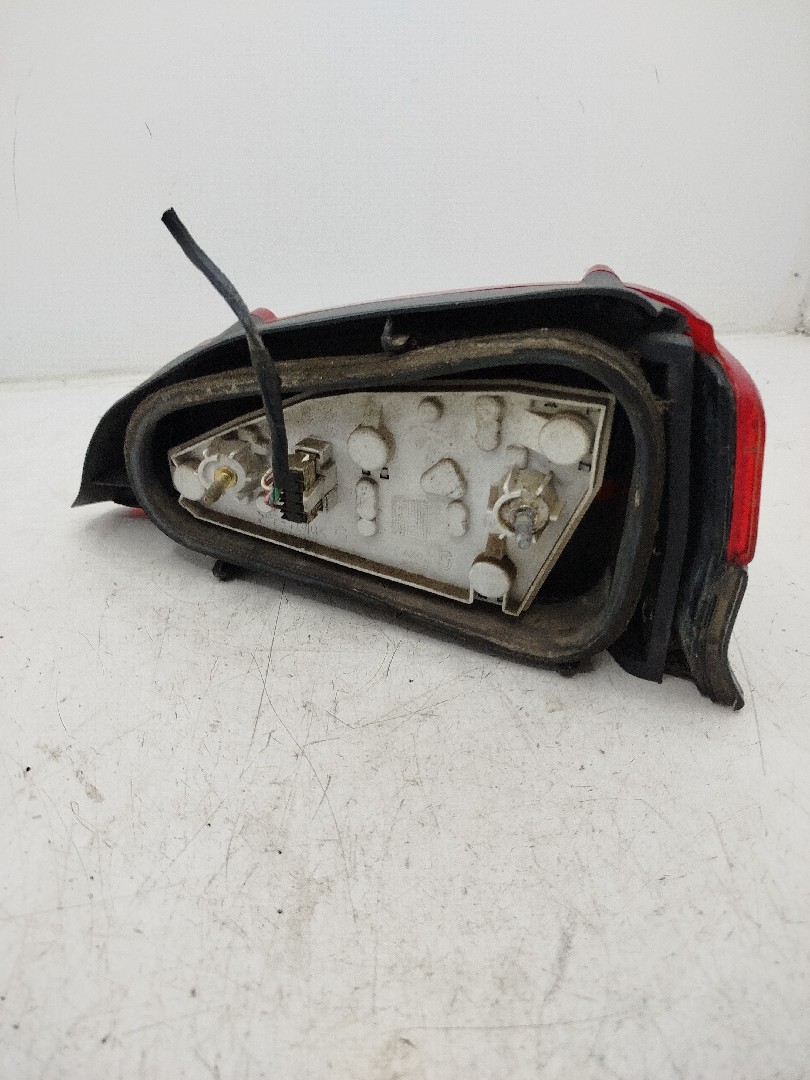 Farolim Stop Esq PEUGEOT 106 I  de 1991 a 1996