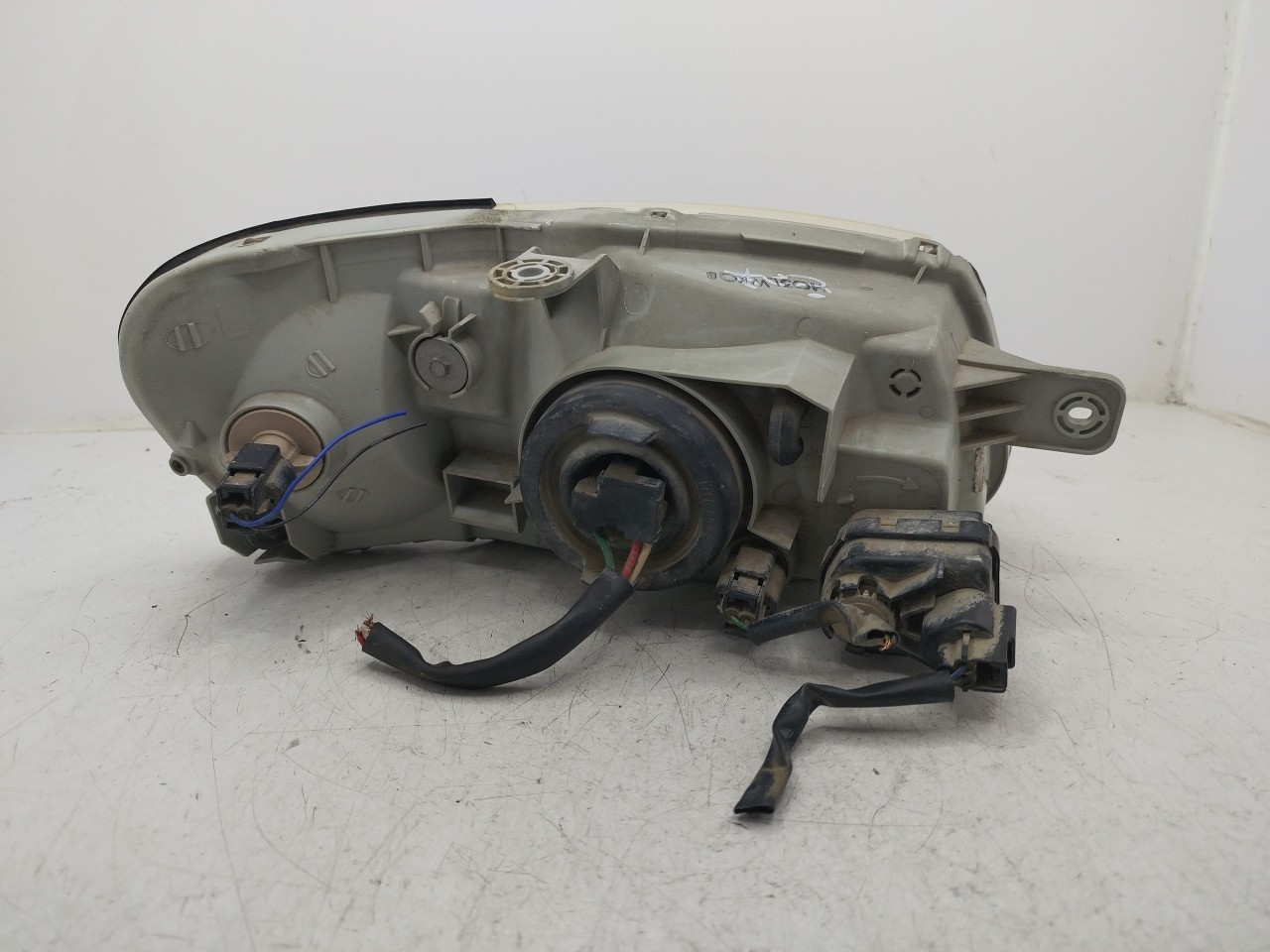 Farol/ Otica Dianteiro ESQ HYUNDAI ACCENT II  de 1999 a 2006