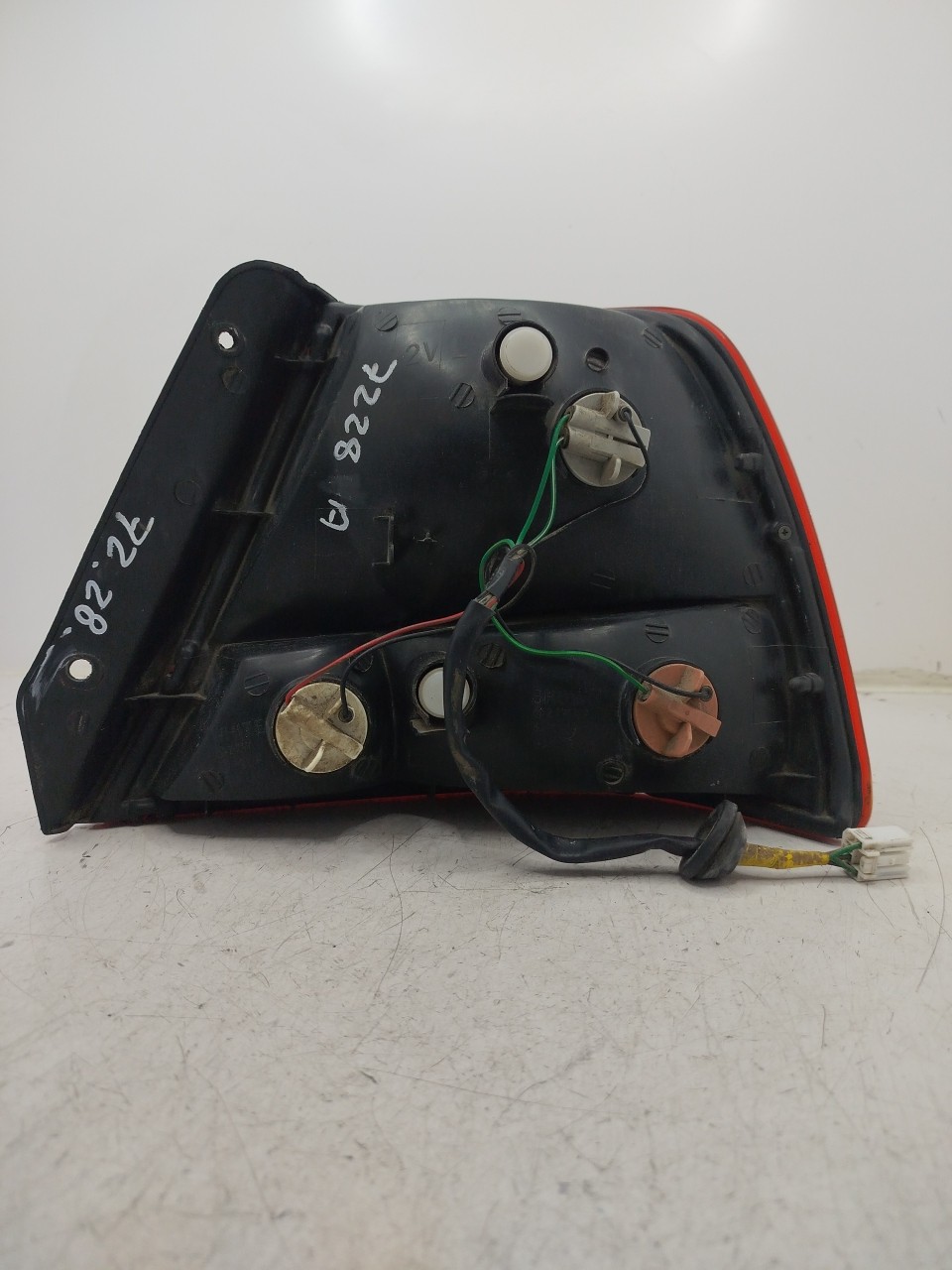 Farolim Stop Esq HYUNDAI ACCENT II  de 1999 a 2006