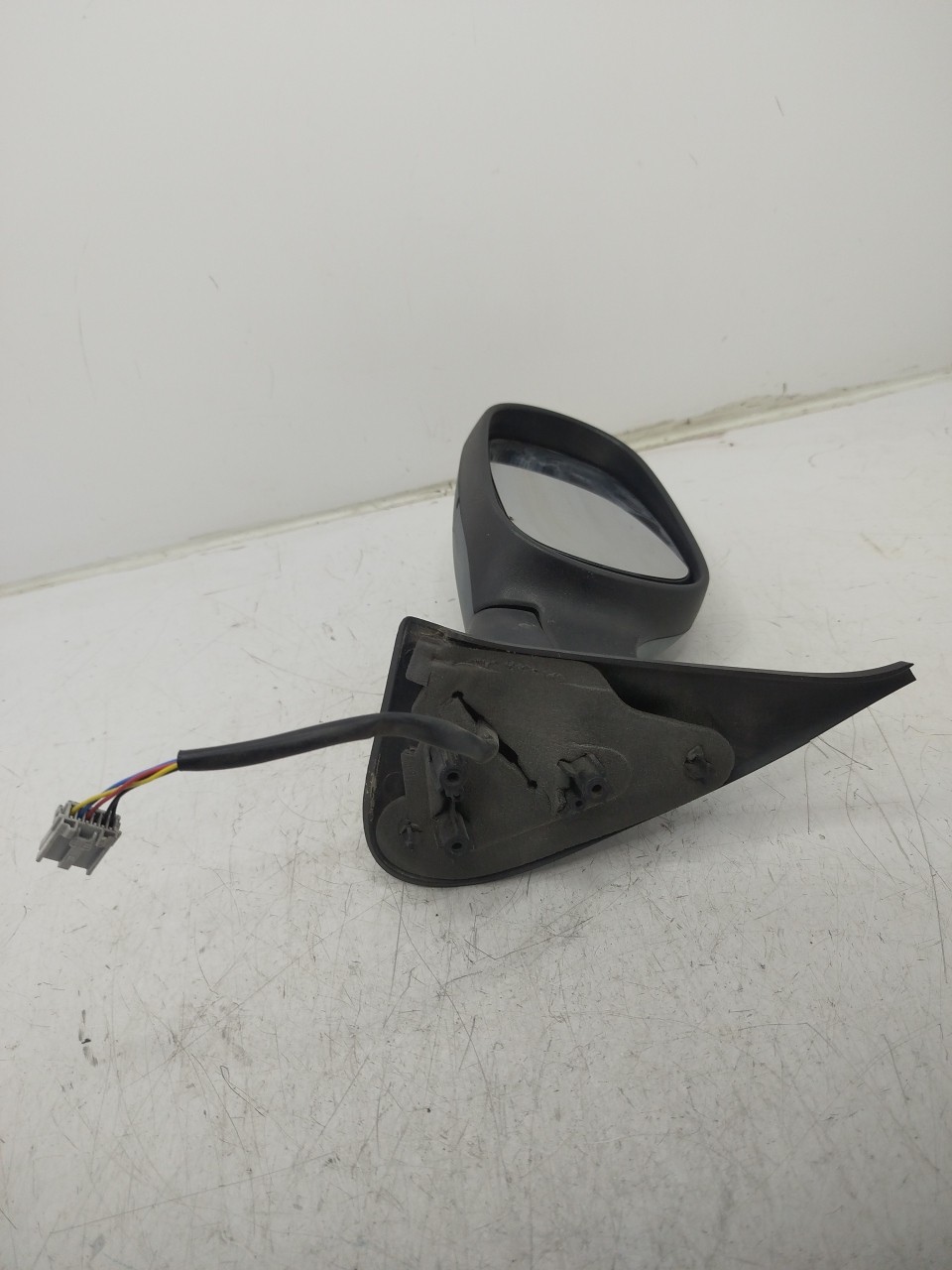 Espelho Retrovisor Esq NISSAN MICRA III  de 2002 a 2010