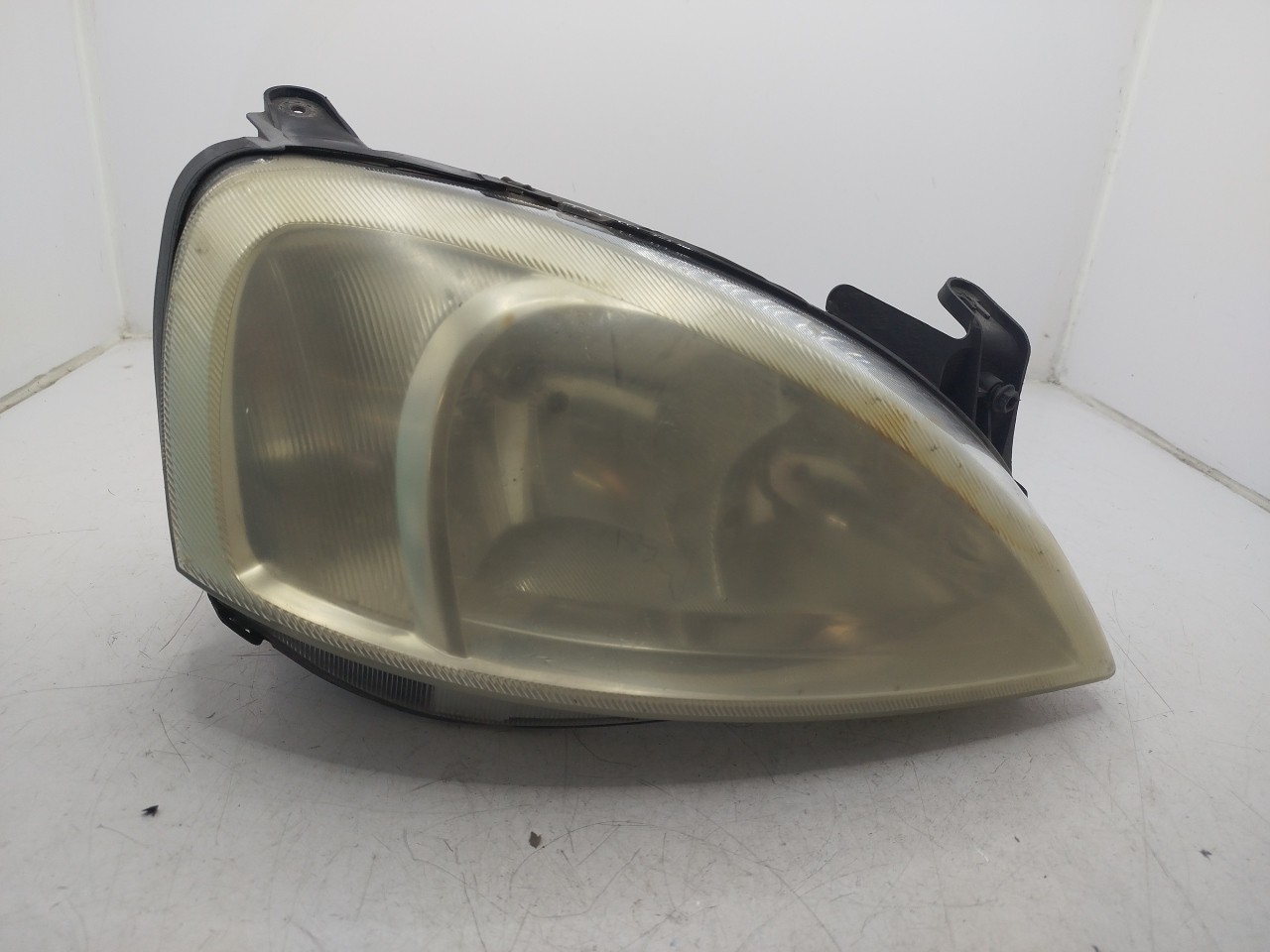 Farol/ Otica Dianteiro DTO OPEL Corsa C de  a