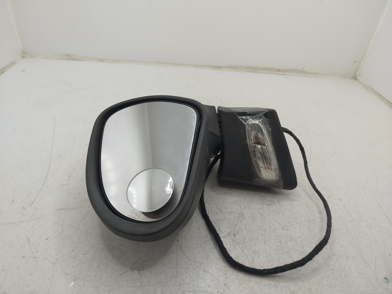 Espelho Retrovisor Esq PEUGEOT 207 SW  de 2007 a 2013