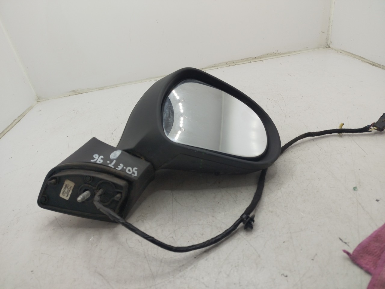 Espelho Retrovisor Dto PEUGEOT 207 SW  de 2007 a 2013