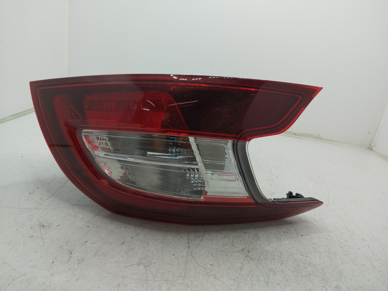 Farolim Stop Esq PEUGEOT 308 II  de 2013 a 0
