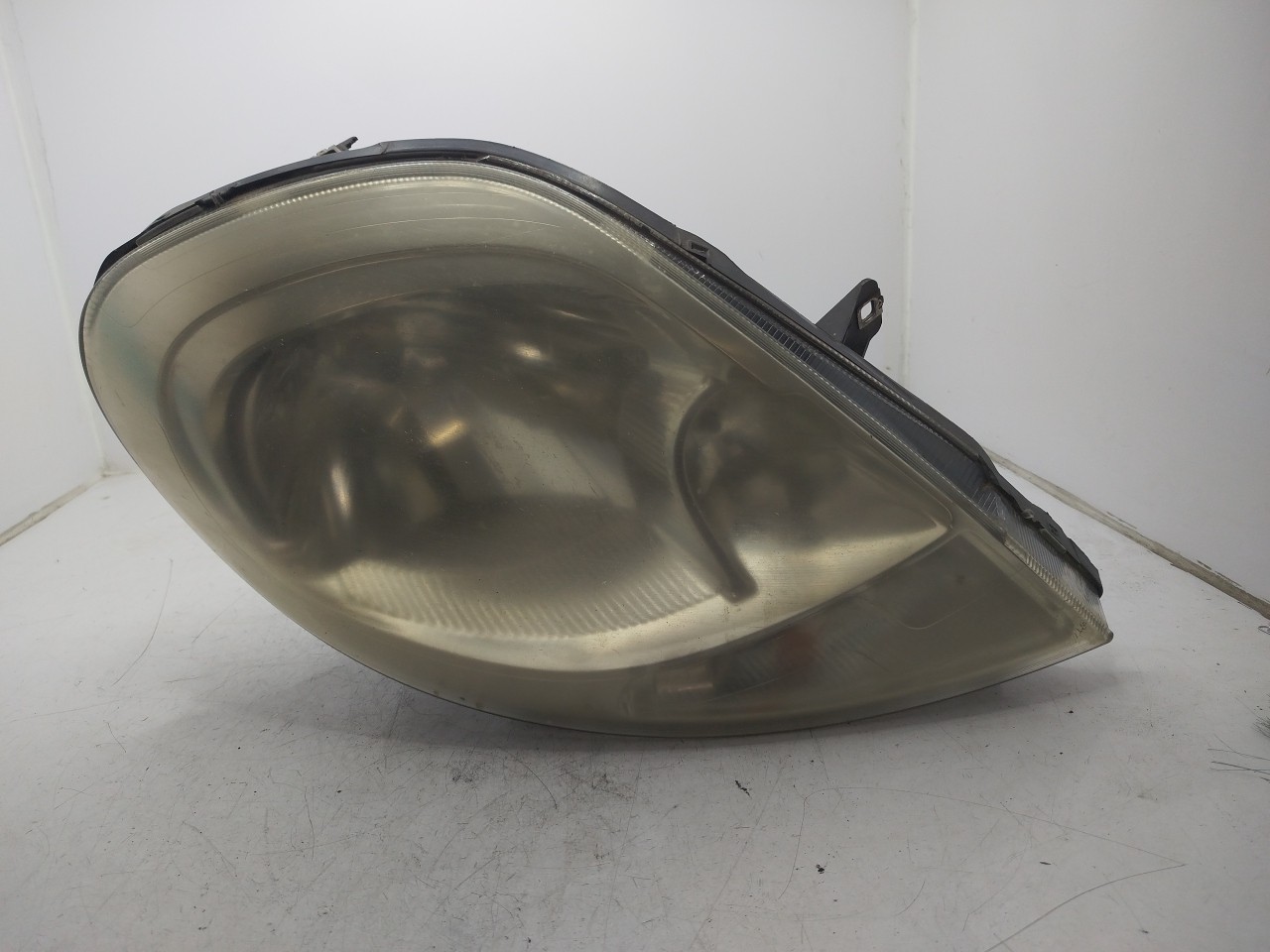 Farol/ Otica Dianteiro DTO OPEL VIVARO A Caixa  de 2001 a 0