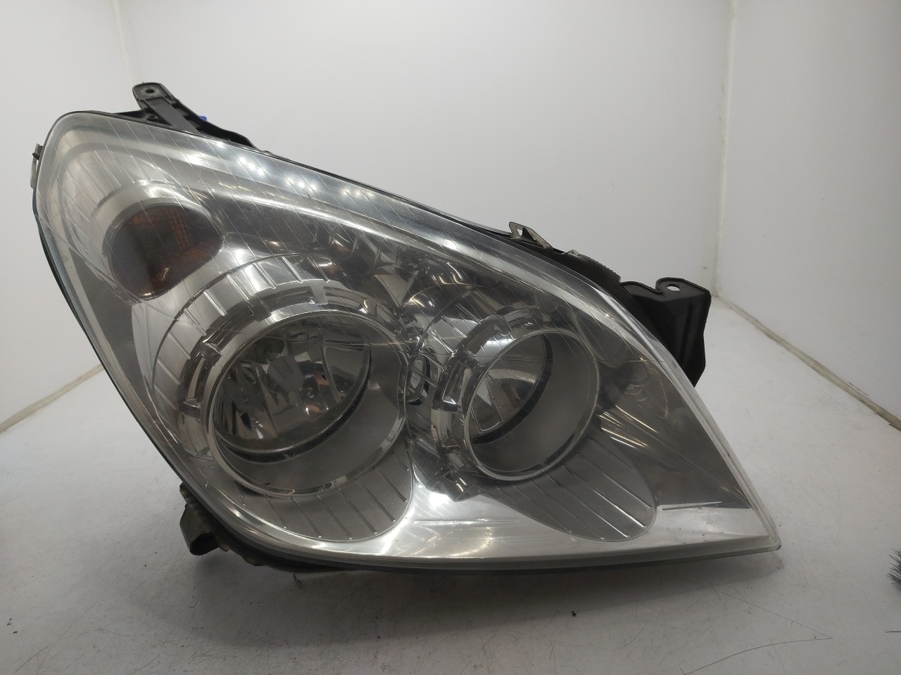 Farol/ Otica Dianteiro DTO OPEL Astra H Caravan  de  a
