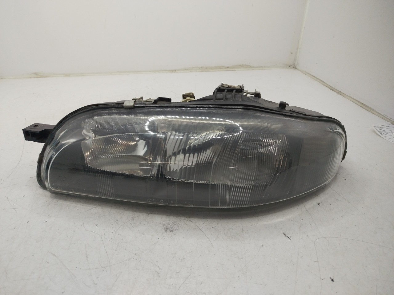 Farol/ Otica Dianteiro ESQ FIAT BRAVA  de 1995 a 2003