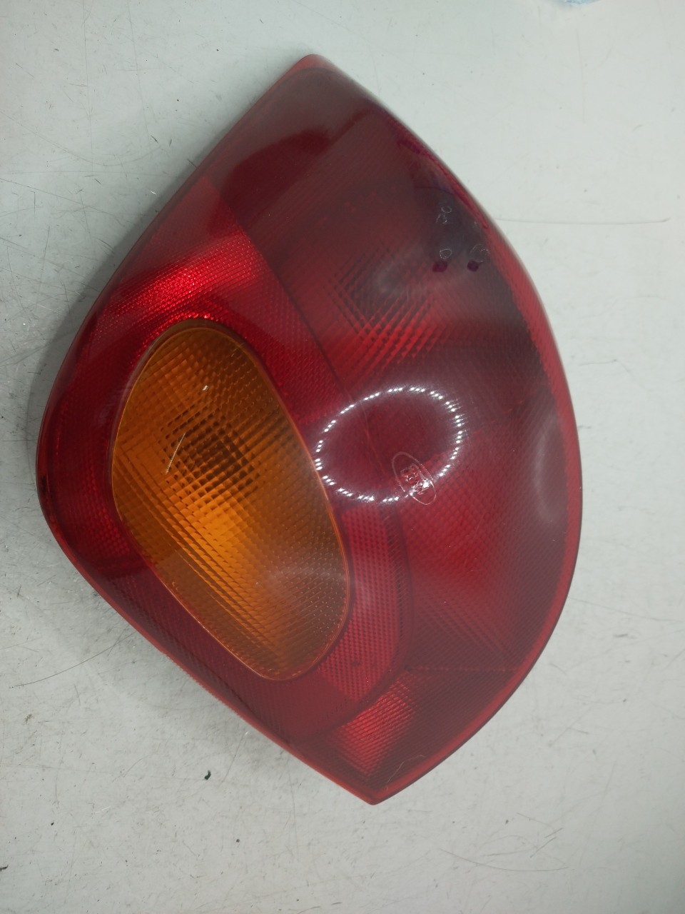 Farolim Stop Esq FORD FIESTA IV  de 1995 a 2002