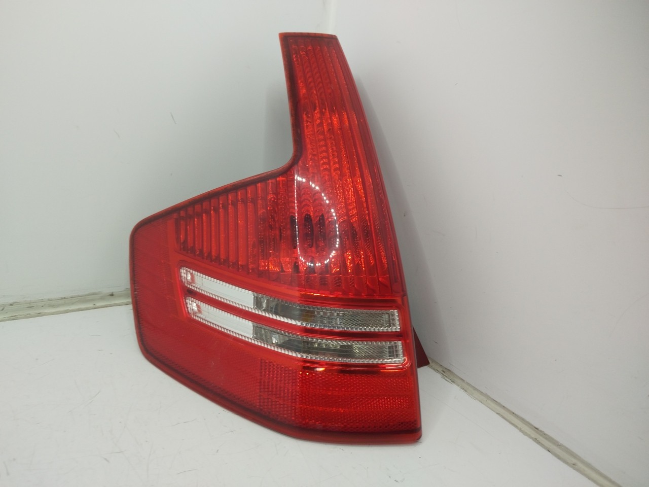 Farolim Stop Esq CITROEN C4 I  de 2004 a 2013