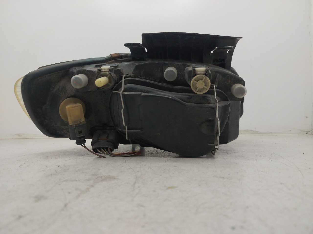 Farol/ Otica Dianteiro ESQ SEAT IBIZA II  de 1993 a 2002
