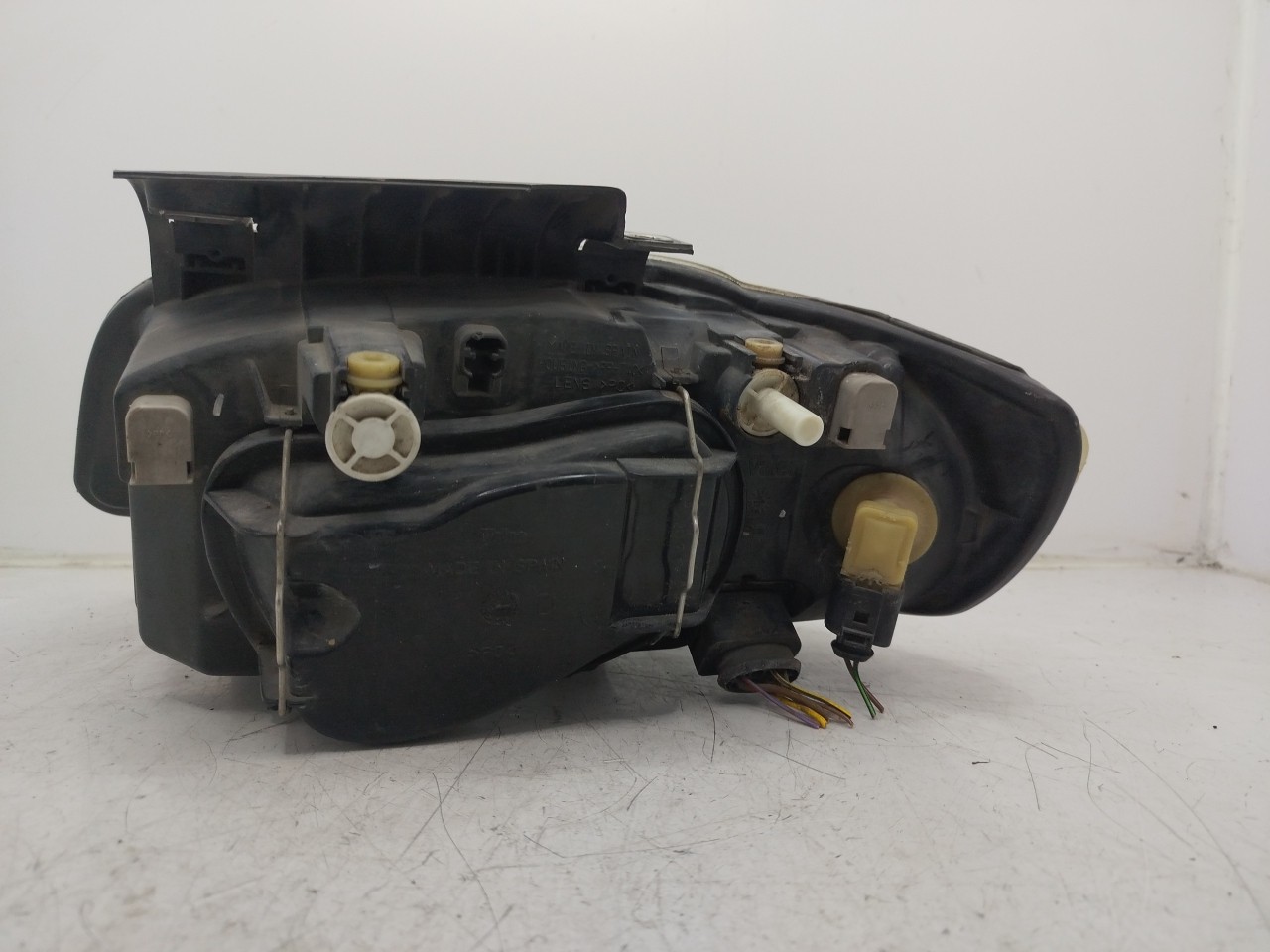 Farol/ Otica Dianteiro DTO SEAT CORDOBA  de 1993 a 2002