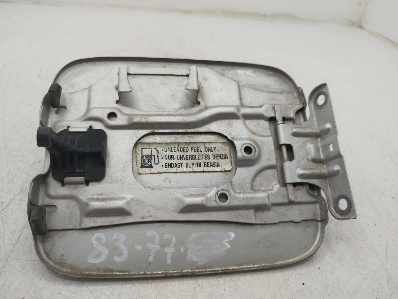 Tampa do combustivel SUZUKI WAGON R+ Hatchback  de 1997 a 2000