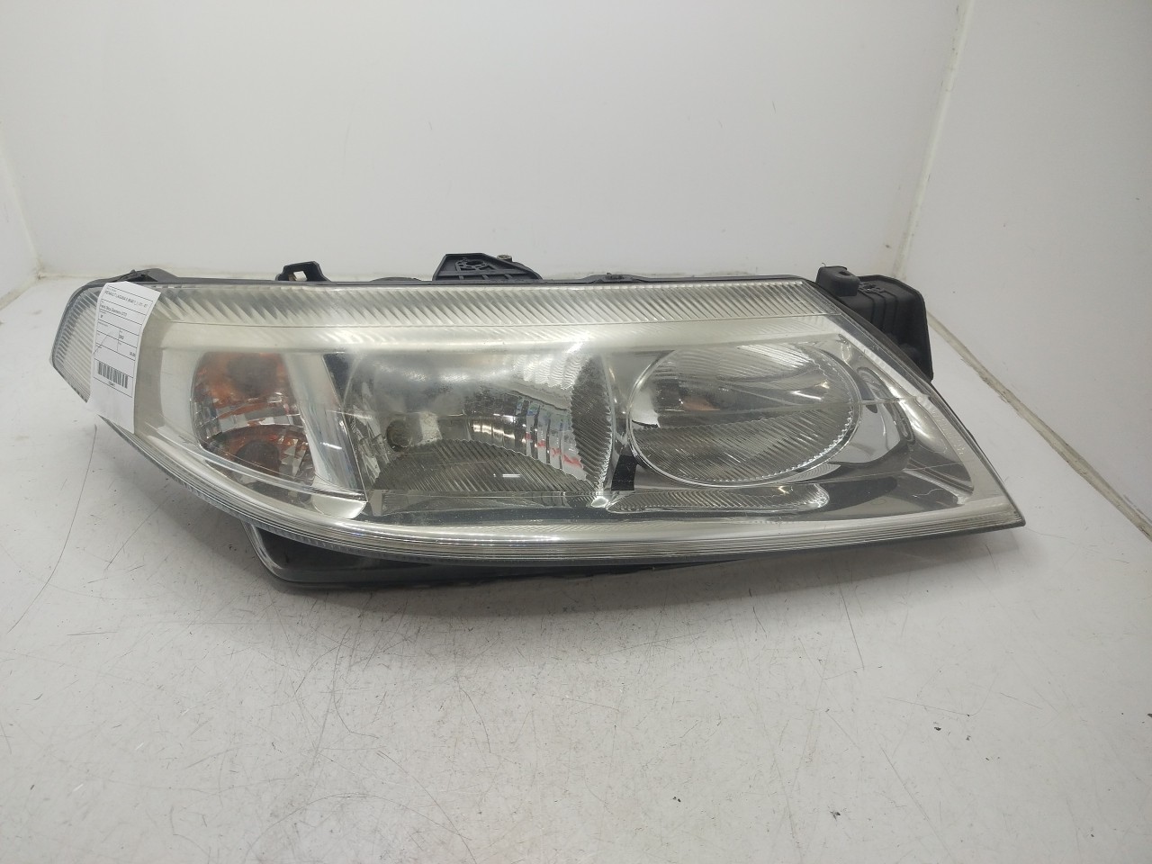Farol/ Otica Dianteiro DTO RENAULT LAGUNA II  de 2001 a 2007