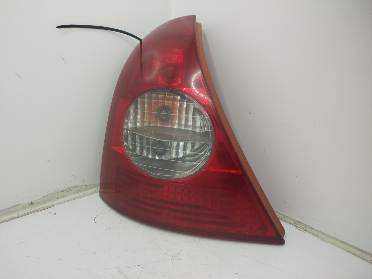 Farolim Stop Esq RENAULT Clio II  de  a 