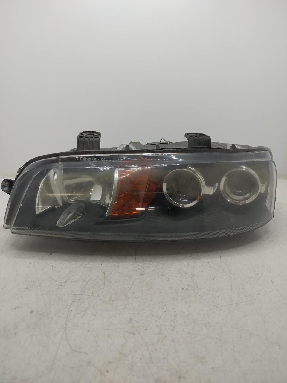 Farol/ Otica Dianteiro ESQ FIAT PUNTO  de 1999 a 2012