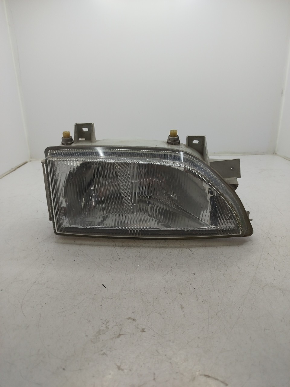 Farol/ Otica Dianteiro DTO FORD ESCORT V  de 1990 a 1996