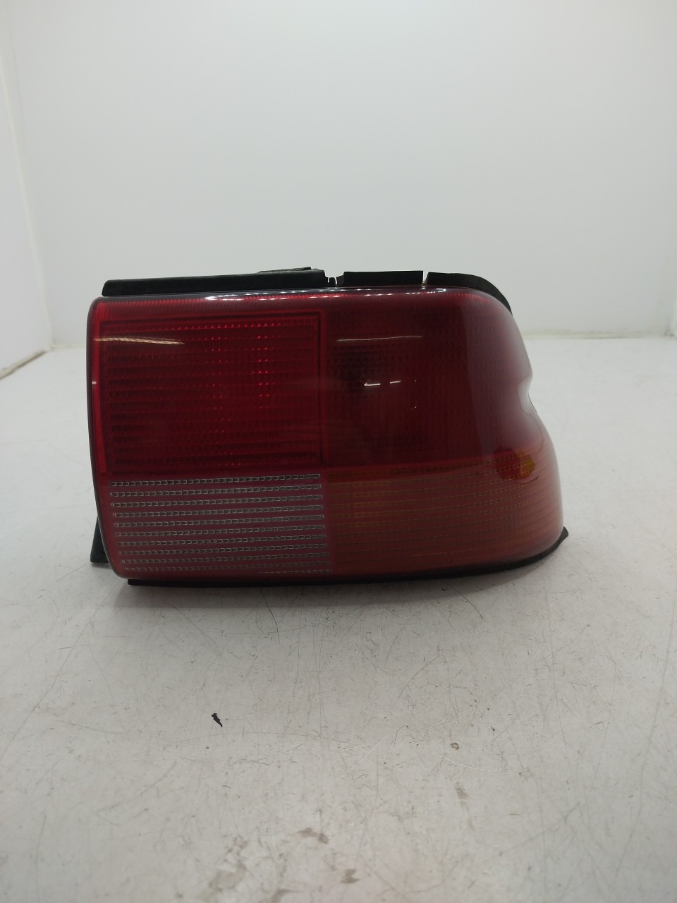 Farolim Stop Dto FORD ESCORT V  de 1990 a 1996