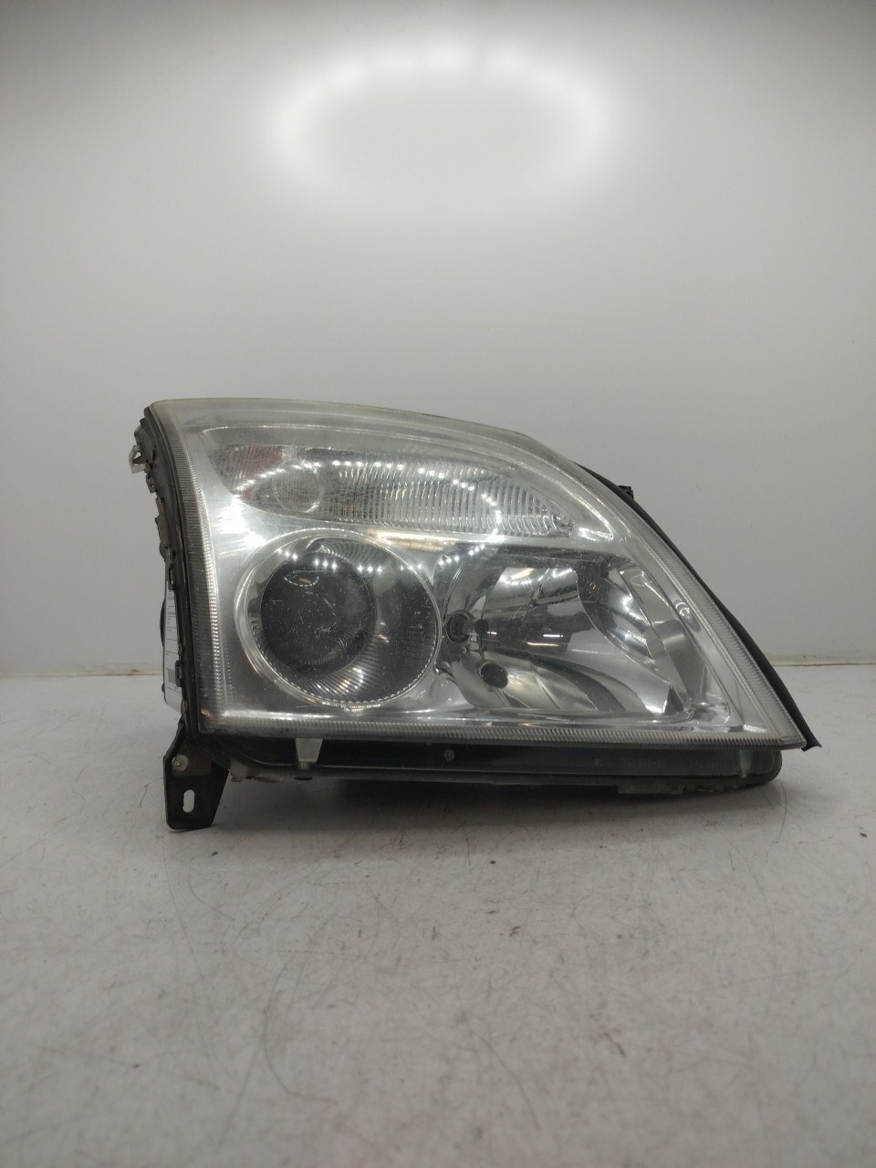 Farol/ Otica Dianteiro DTO OPEL VECTRA C  de 2002 a 2009