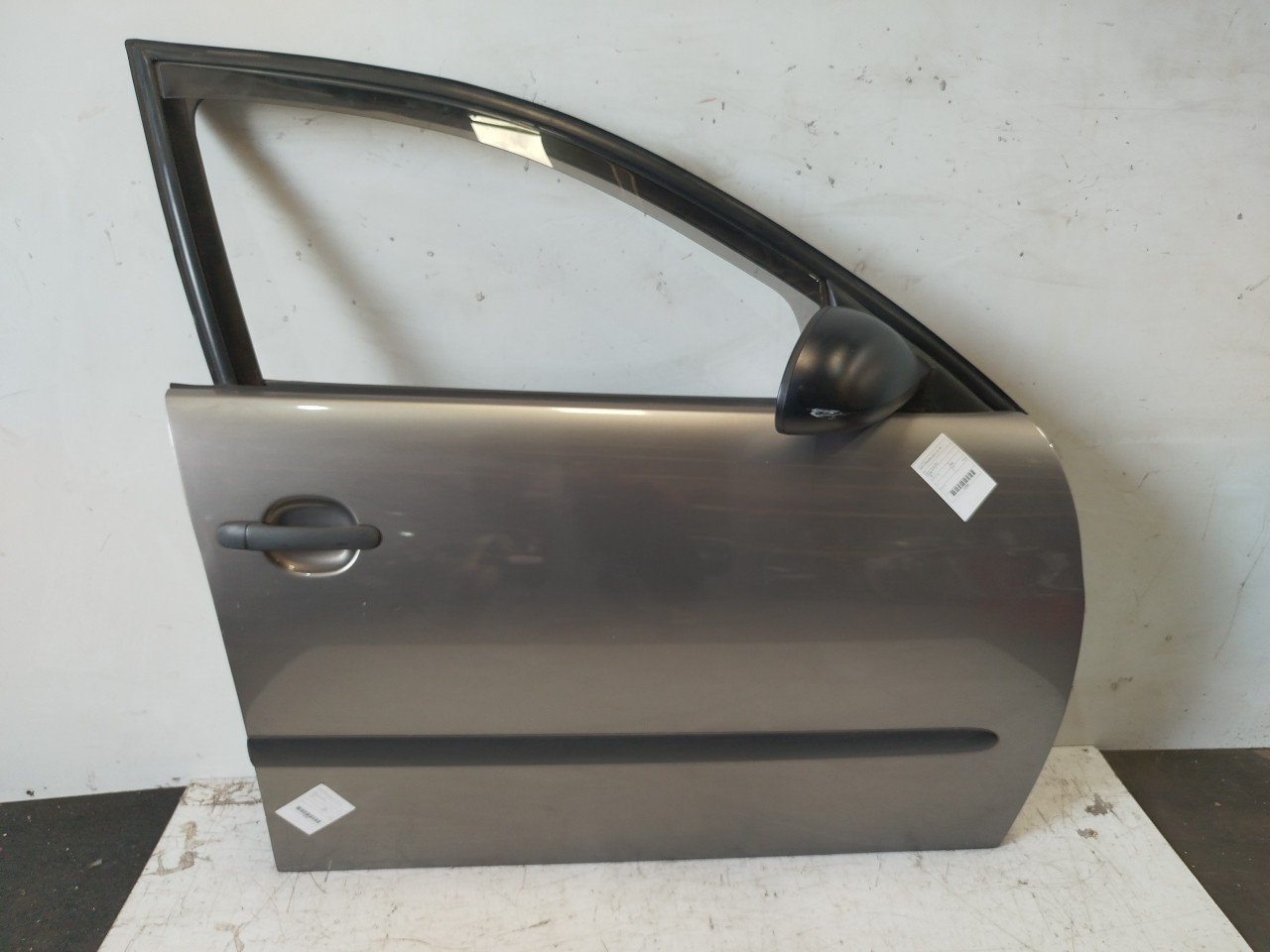 Porta Frente Dto SEAT CORDOBA  de 2002 a 2009