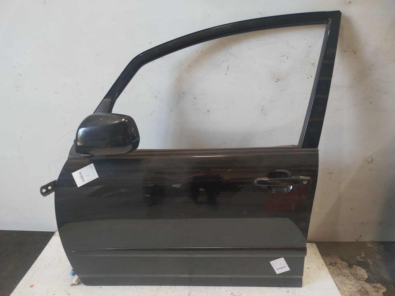 Porta Frente Esq TOYOTA COROLLA Verso  de 2001 a 2004