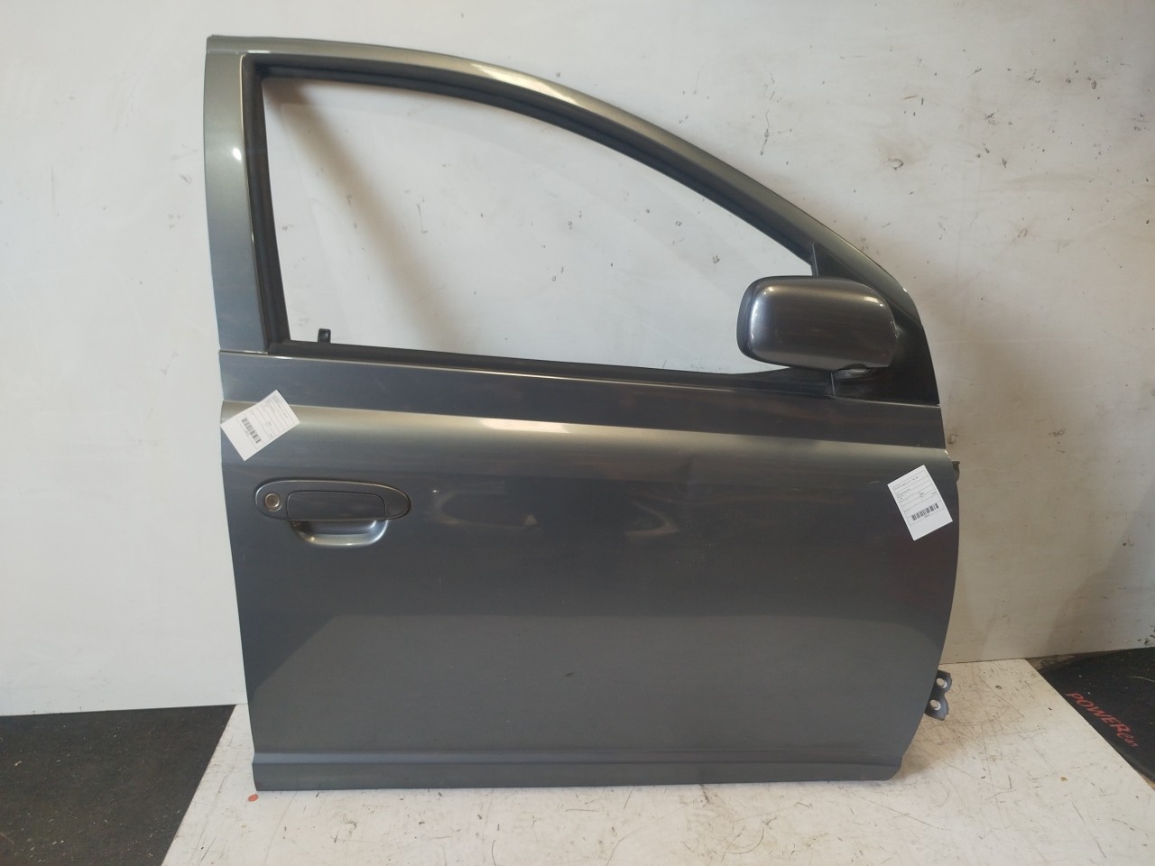Porta Frente Dto TOYOTA YARIS  de 1999 a 2005