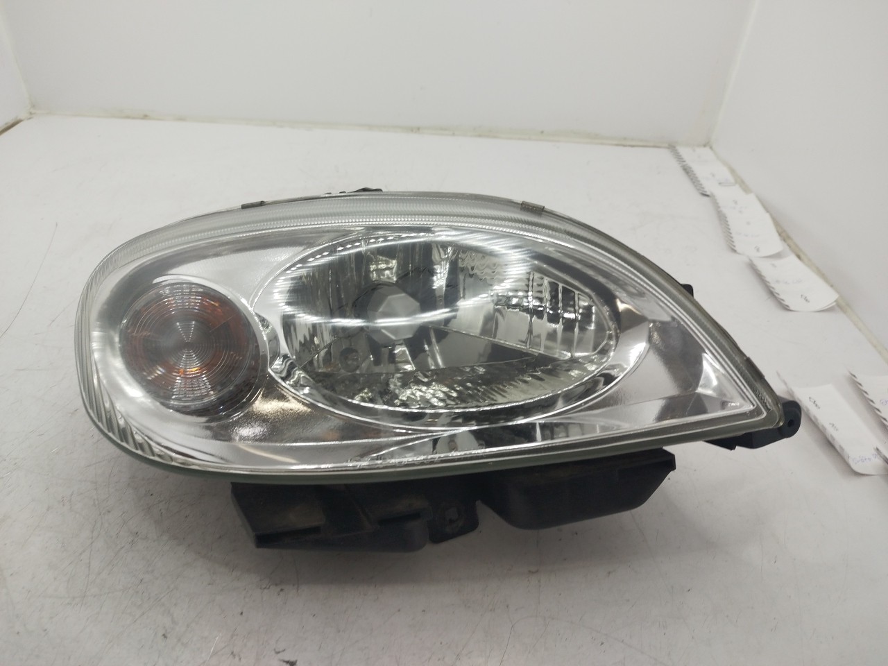 Farol/ Otica Dianteiro DTO CITROEN SAXO  de 1996 a 2004